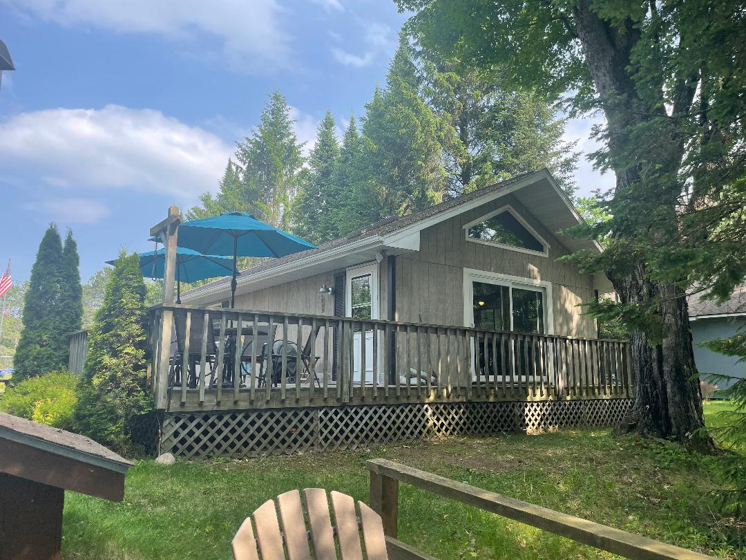  Loyola Cottage  -  Fence Lake
